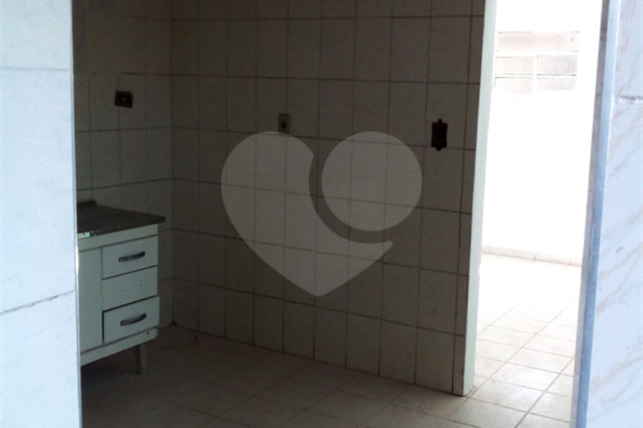 Sobrado à venda com 1 quarto em Tremembé, São Paulo, SP