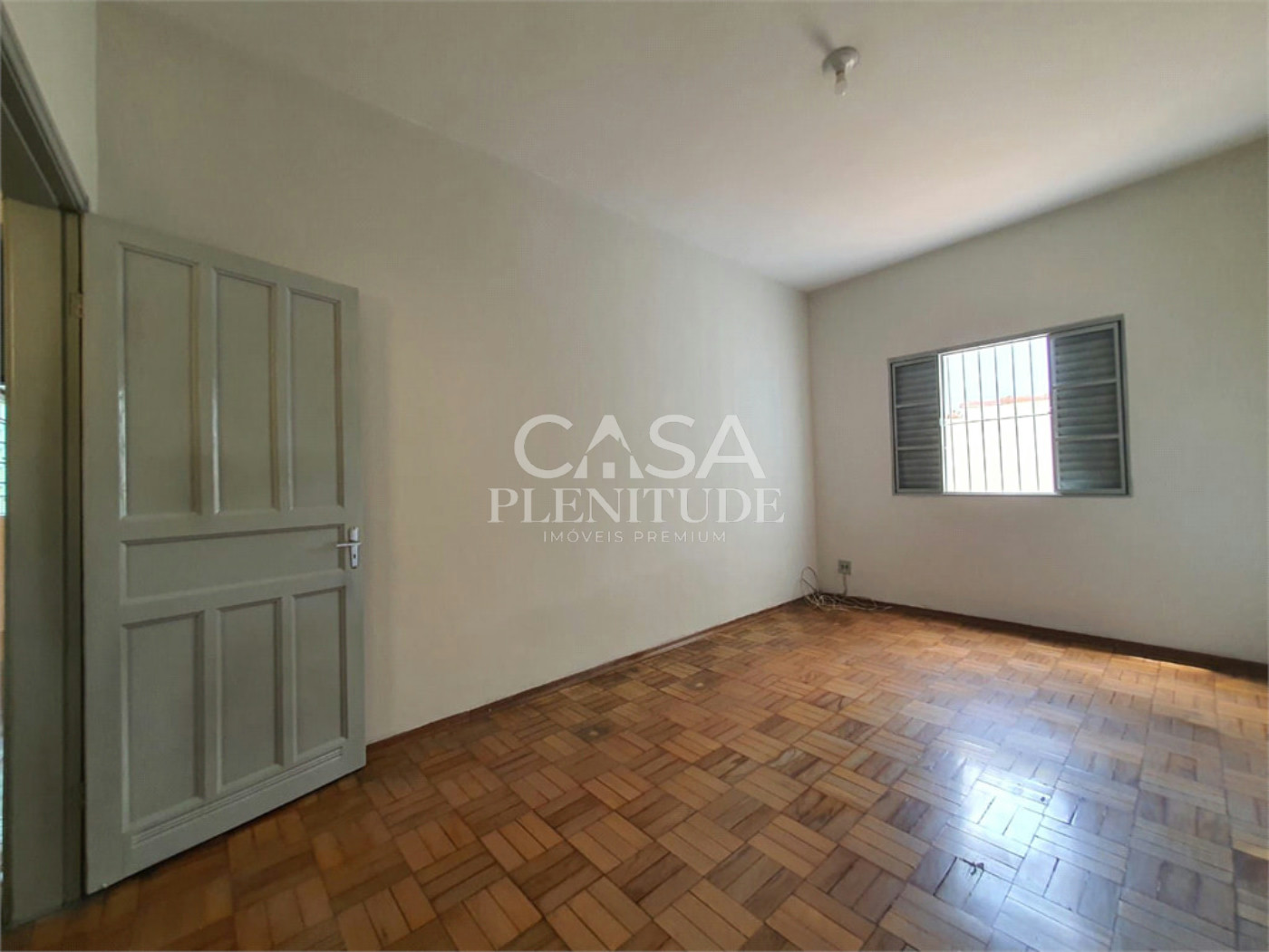 Casa à venda com 3 quartos em Vila Augusta, Sorocaba, SP