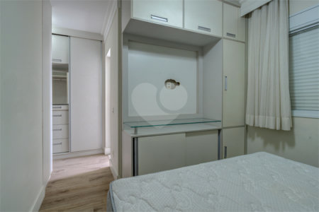 Apartamento à venda com 4 quartos, sendo 3 suítes, em Alto da Boa Vista, São Paulo, SP