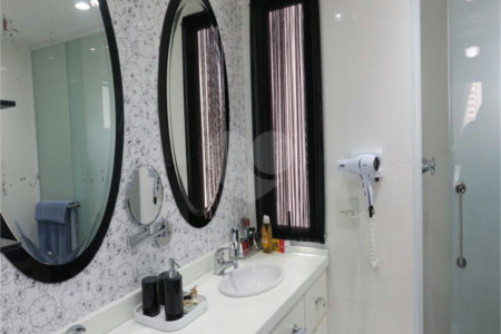 Apartamento à venda com 3 quartos, sendo 2 suítes, em Jardim Parque Morumbi, São Paulo, SP