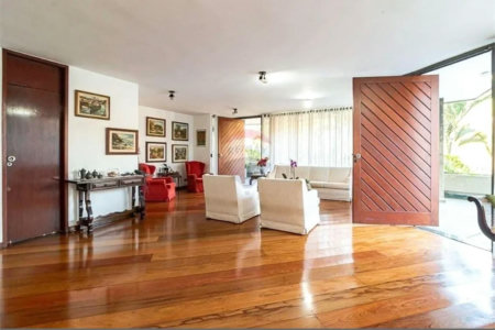Casa à venda com 4 suítes em Jardim Vitória Régia, São Paulo, SP
