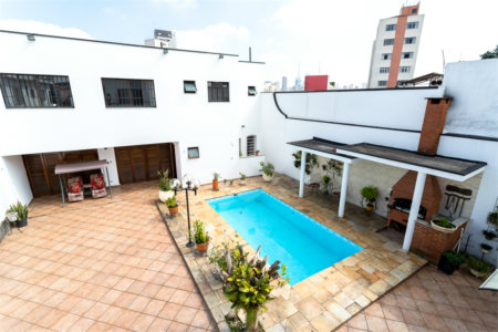 Casa à venda com 4 quartos, sendo 3 suítes, em Vila Mariana, São Paulo, SP