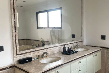 Apartamento à venda com 4 suítes em Morumbi, São Paulo, SP