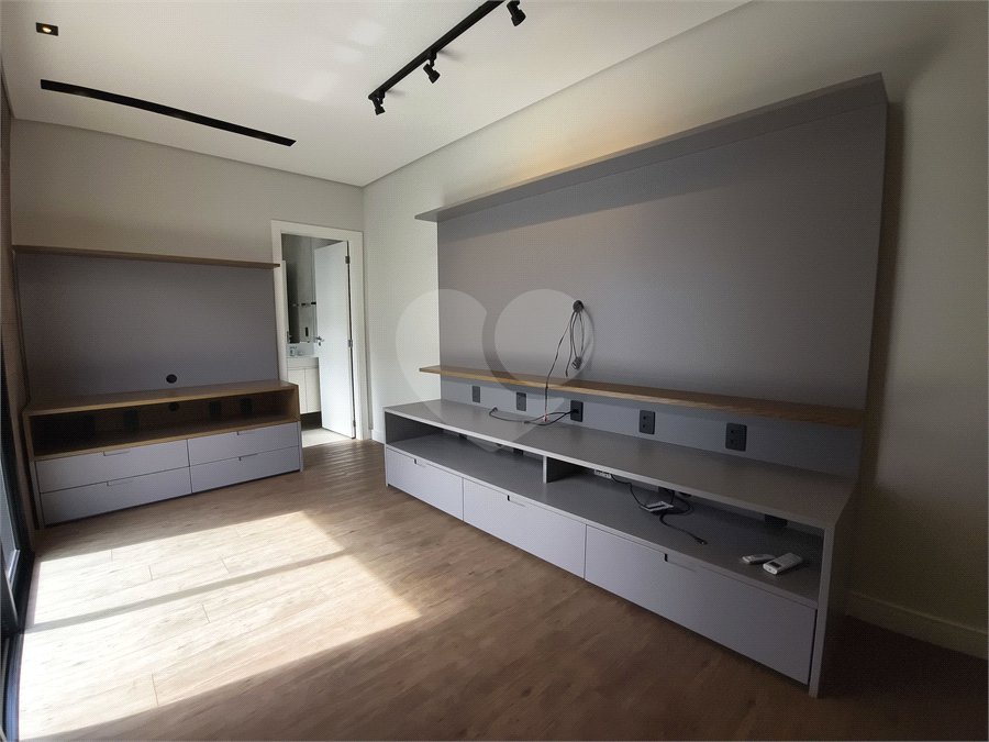 Casa à venda com 3 suítes no condomínio Alphaville Nova Esplanada 1, Votorantim - SP