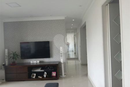 Apartamento à venda com 3 quartos, sendo 1 suíte, em Tatuapé, São Paulo, SP