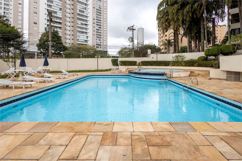 Apartamento à venda com 4 quartos, sendo 3 suítes, em Jardim Monte Kemel, São Paulo, SP