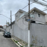 Sobrado à venda com 3 suítes em Vila Nivi, São Paulo, SP