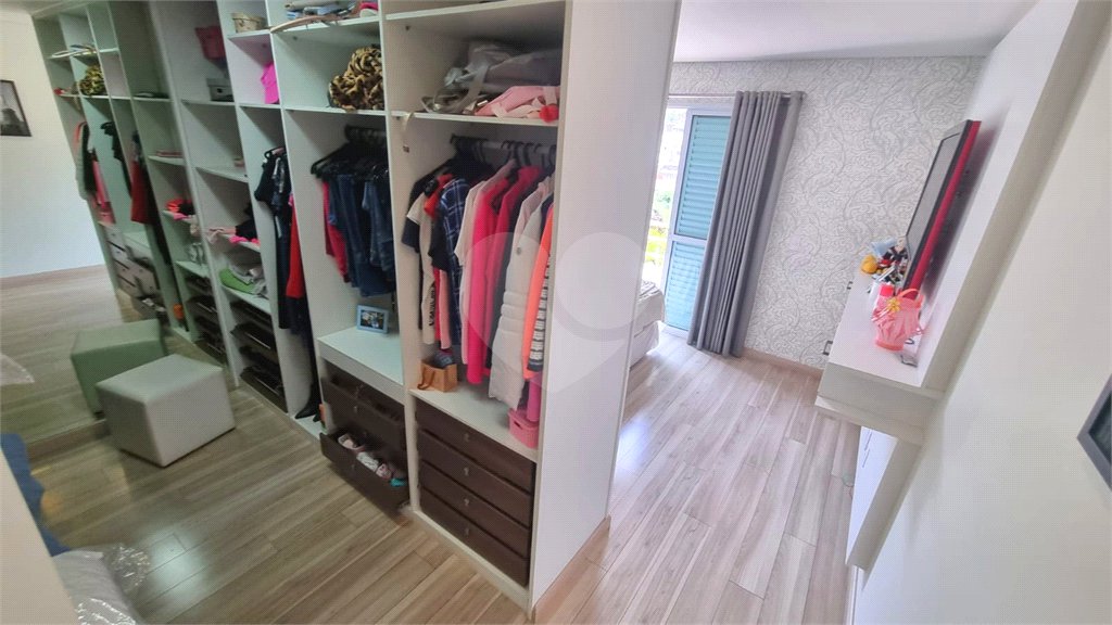 Casa à venda com 3 suítes no condomínio Residencial Cantareira, São Paulo - SP
