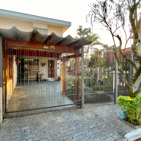 Sobrado à venda com 3 quartos, sendo 1 suíte, em Vila Paulicéia, São Paulo, SP