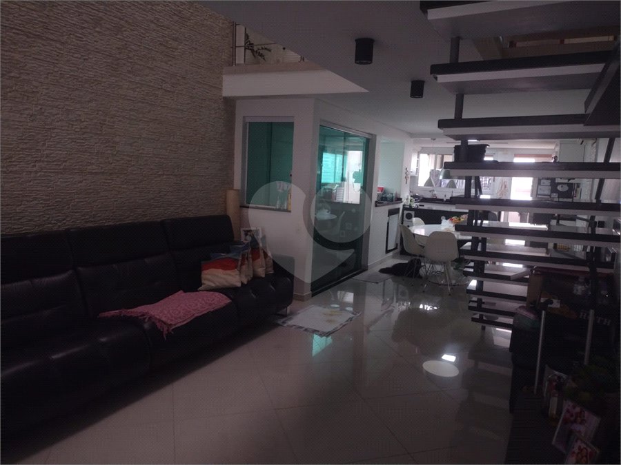 Casa à venda com 3 suítes em Santana, São Paulo, SP