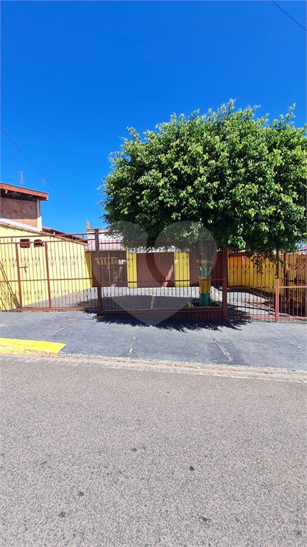 Casa à venda com 5 quartos em Ivoturucaia, Jundiaí, SP