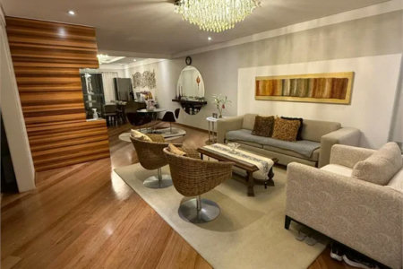 Casa à venda com 4 suítes no condomínio East Village, São Paulo - SP