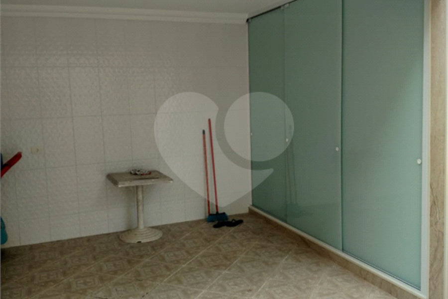 Casa à venda com 3 quartos, sendo 1 suíte, em Jardim Adriana, Guarulhos, SP