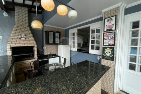 Casa à venda com 6 quartos, sendo 3 suítes, no Centro, Itapetininga, SP