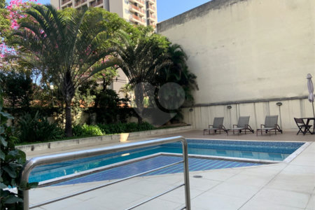 Apartamento à venda com 4 quartos, sendo 3 suítes,  em Pinheiros, São Paulo, SP