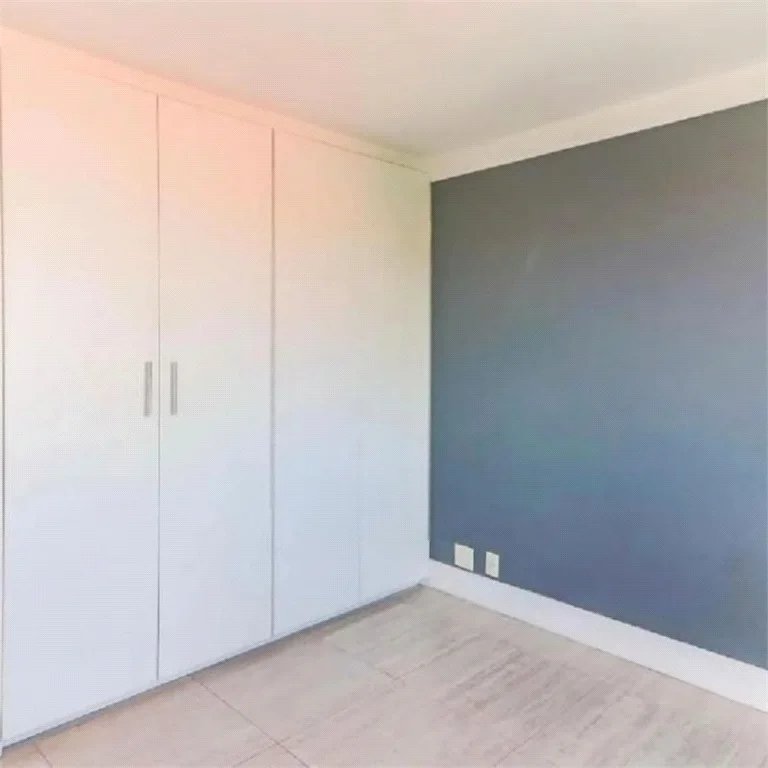 Apartamento à venda com 3 quartos, sendo 1 suíte, em Cidade São Francisco, São Paulo, SP