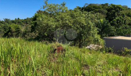 Terreno à venda em Bairro do Cambará, São Roque, SP
