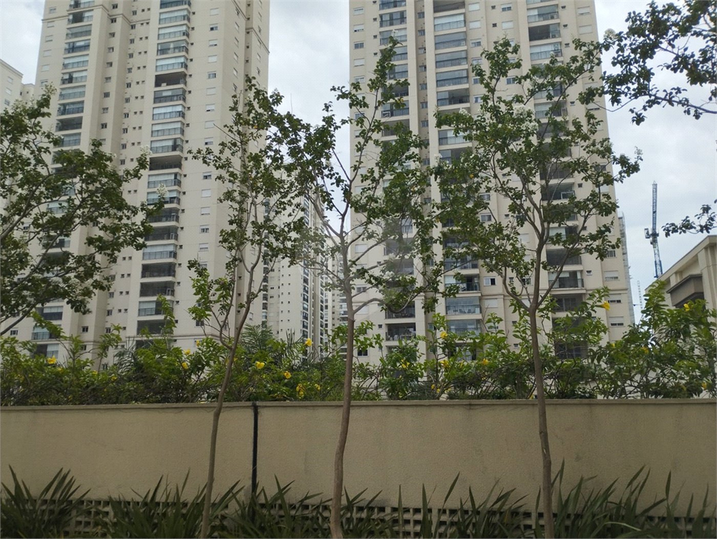 Apartamento à venda com 2 quartos, sendo 1 suíte, em Jardim Flor da Montanha, Guarulhos, SP