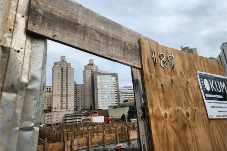 Casa em condomínio à venda com 3 quartos, sendo 1 suíte, em Água Fria, São Paulo, SP