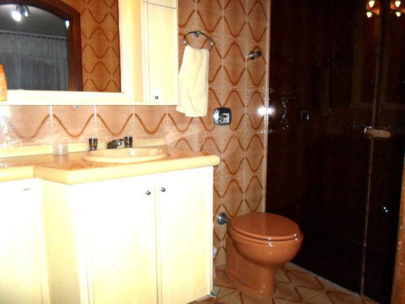 Sobrado à venda com 4 quartos, sendo 2 suítes, em Jardim Leonor Mendes de Barros, São Paulo, SP