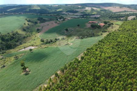 Sítio à venda com 3 quartos em Área Rural de São Miguel Arcanjo, São Miguel Arcanjo, SP