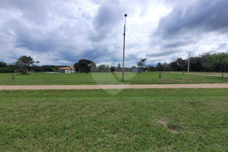 Loteamento no Condomínio Vila Pinhal do Broa