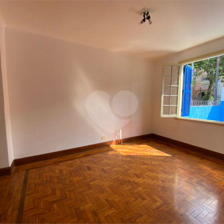 Casa à venda com 2 quartos, sendo 1 suíte, em Aclimação, São Paulo, SP