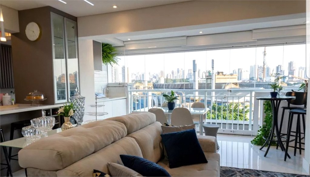 Apartamento à venda com 2 quartos, sendo 1 suíte, em Água Branca, São Paulo, SP