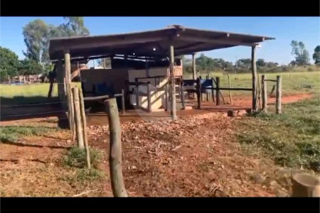 Chácara à venda com 6 quartos no Centro, Terenos, MS