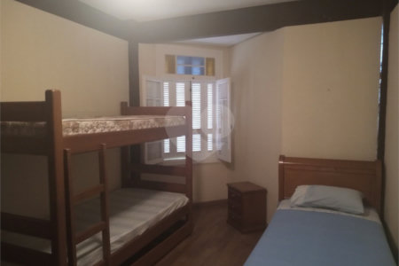 Chácara à venda com 7 quartos, sendo 3 suítes, em Saboó, São Roque, SP