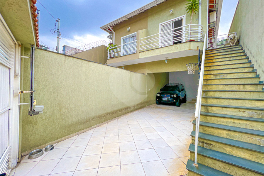 Casa à venda com 3 quartos, sendo 1 suíte,  no condomínio 658, São Paulo - SP