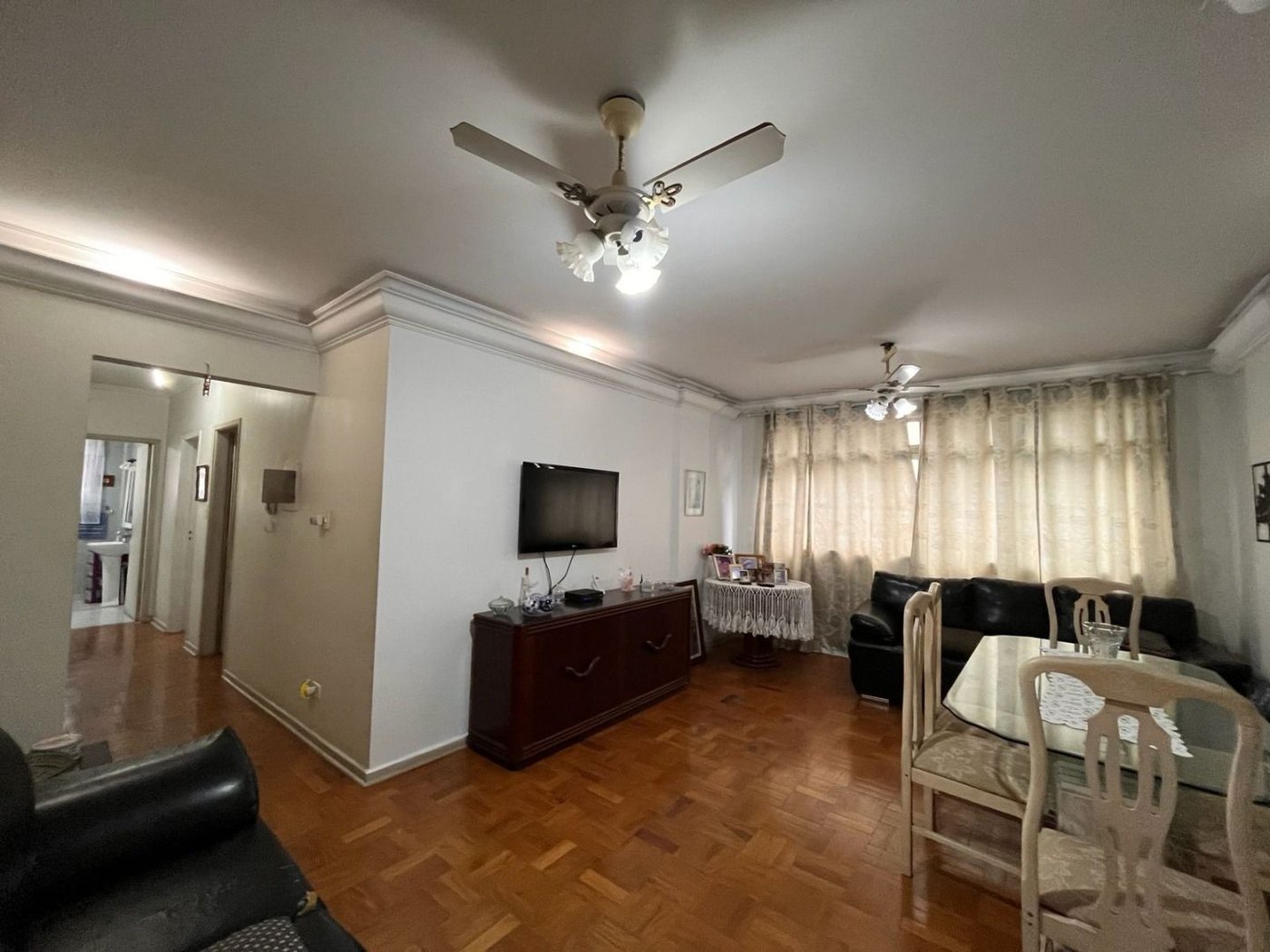 Apartamento com 2 dormitórios à venda, 94 m² por R$ 650.000,00 - Gonzaga - Santos/SP