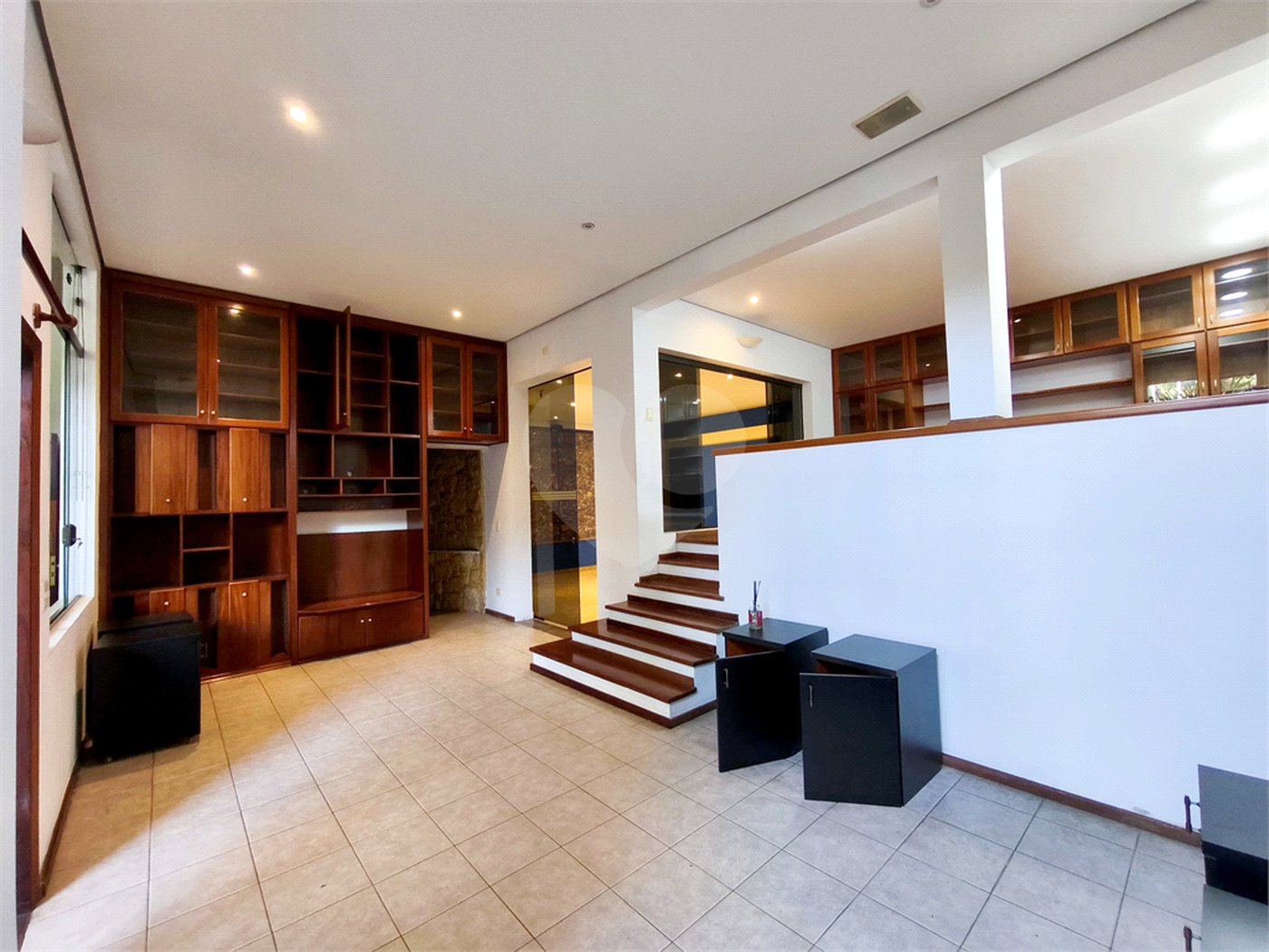 Casa à venda com 3 suítes no condomínio Jd Itatinga, São Paulo - SP