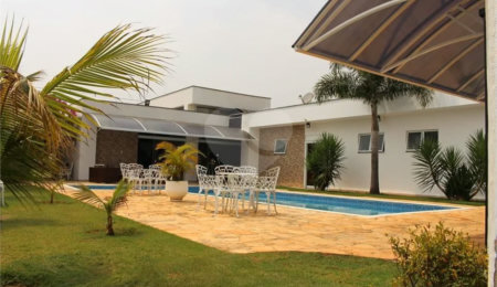 Casa à venda com 3 suítes no condomínio Village Ipanema I, Araçoiaba da Serra - SP