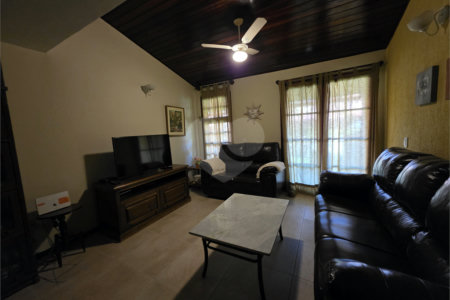 Casa à venda com 4 quartos, sendo 2 suítes, em Geribá, Armação dos Búzios, RJ
