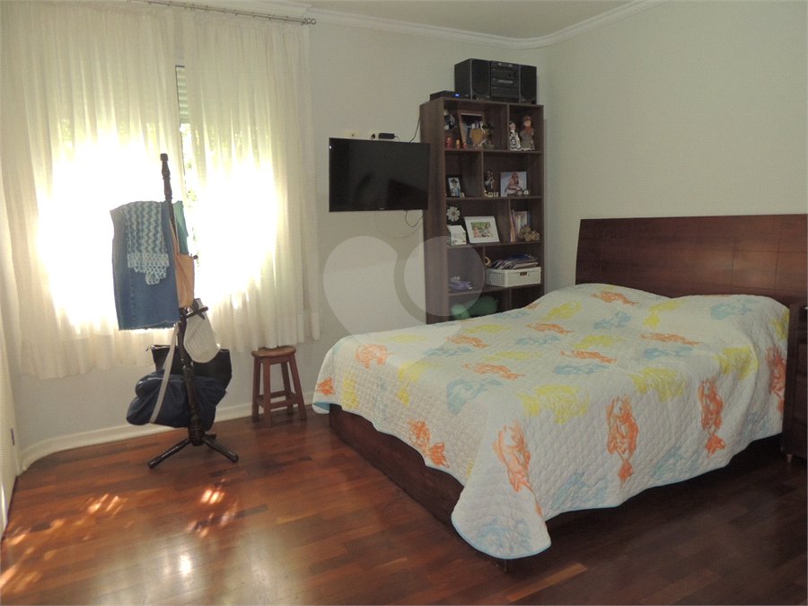 Apartamento à venda com 3 quartos, sendo 1 suíte, em Santo Amaro, São Paulo, SP