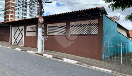Casa Térrea à venda com 3 quartos no Centro, Poá, SP