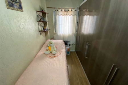 Casa à venda com 3 quartos em Jardim Santa Helena, Poá, SP