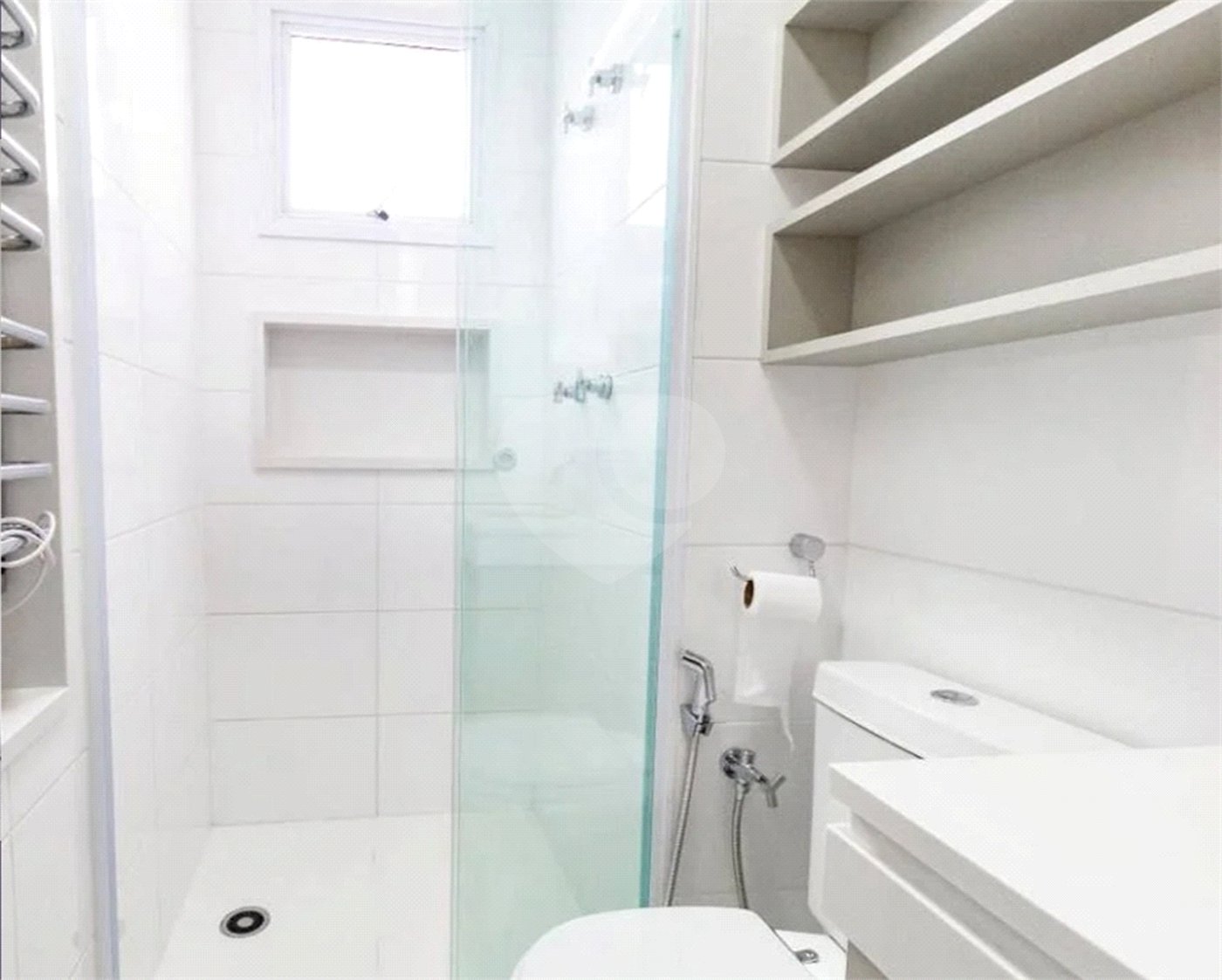 Apartamento à venda com 2 quartos, sendo 1 suíte,  em Vila Cordeiro, São Paulo, SP