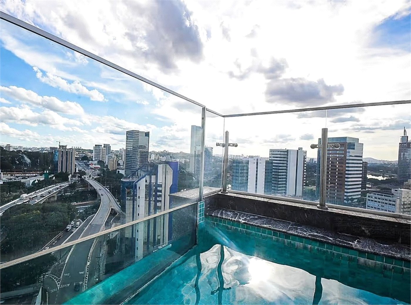 Apartamento à venda com 1 quarto em Pinheiros, São Paulo, SP