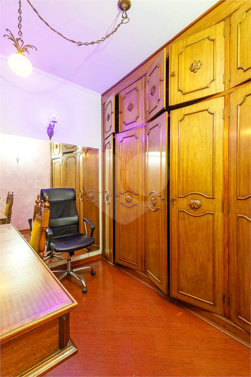 Casa à venda com 5 quartos, sendo 3 suítes, em Lapa, São Paulo, SP