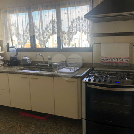 Apartamento na Região do Anália Franco Próximo ao Shopping com 3 Dormitórios sendo 1 Suíte e 2 Vagas de Garagem