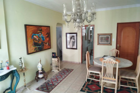 Apartamento em Higienópolis com 2 dormitórios