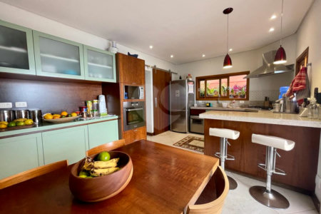 3 quartos 1 suíte 167m² área útil 2 vagas