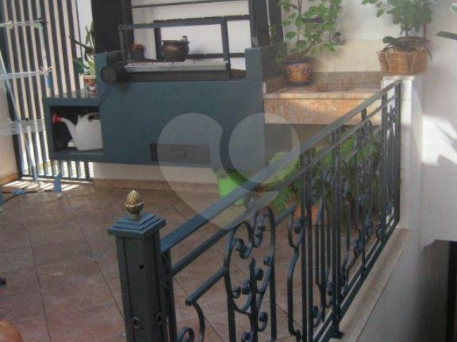 Casa Térrea à venda com 4 quartos, sendo 2 suítes,  em Vila Mariana, São Paulo, SP