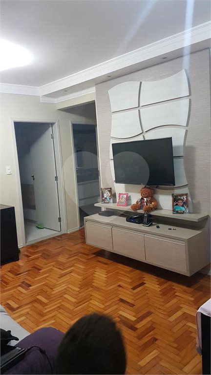 Apartamento à venda com 3 quartos, sendo 1 suíte, em Aclimação, São Paulo, SP