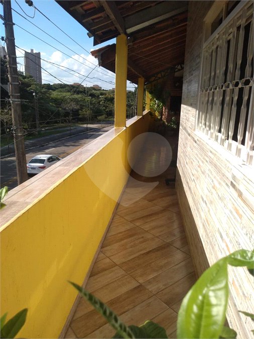 Casa à venda com 2 quartos, sendo 1 suíte,  em Bosque dos Eucaliptos, São José dos Campos, SP