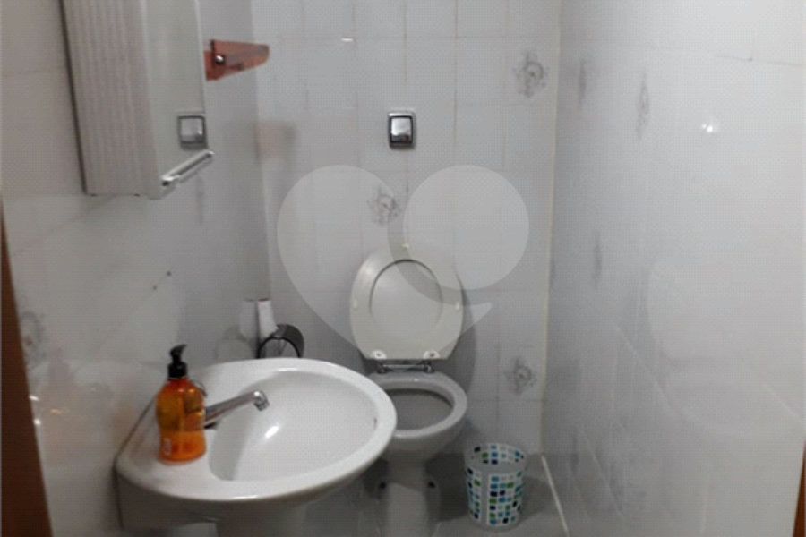 Sobrado à venda com 4 quartos, sendo 1 suíte, em Tremembé, São Paulo, SP