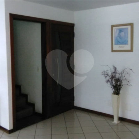 Casa à venda com 4 quartos, sendo 1 suíte, no condomínio Residencial Bom Pastor (casa de Vila)., Rio de Janeiro - RJ