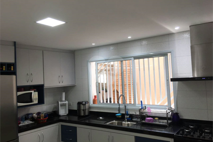 Sobrado à venda com 3 quartos, sendo 1 suíte, em Jaçanã, São Paulo, SP